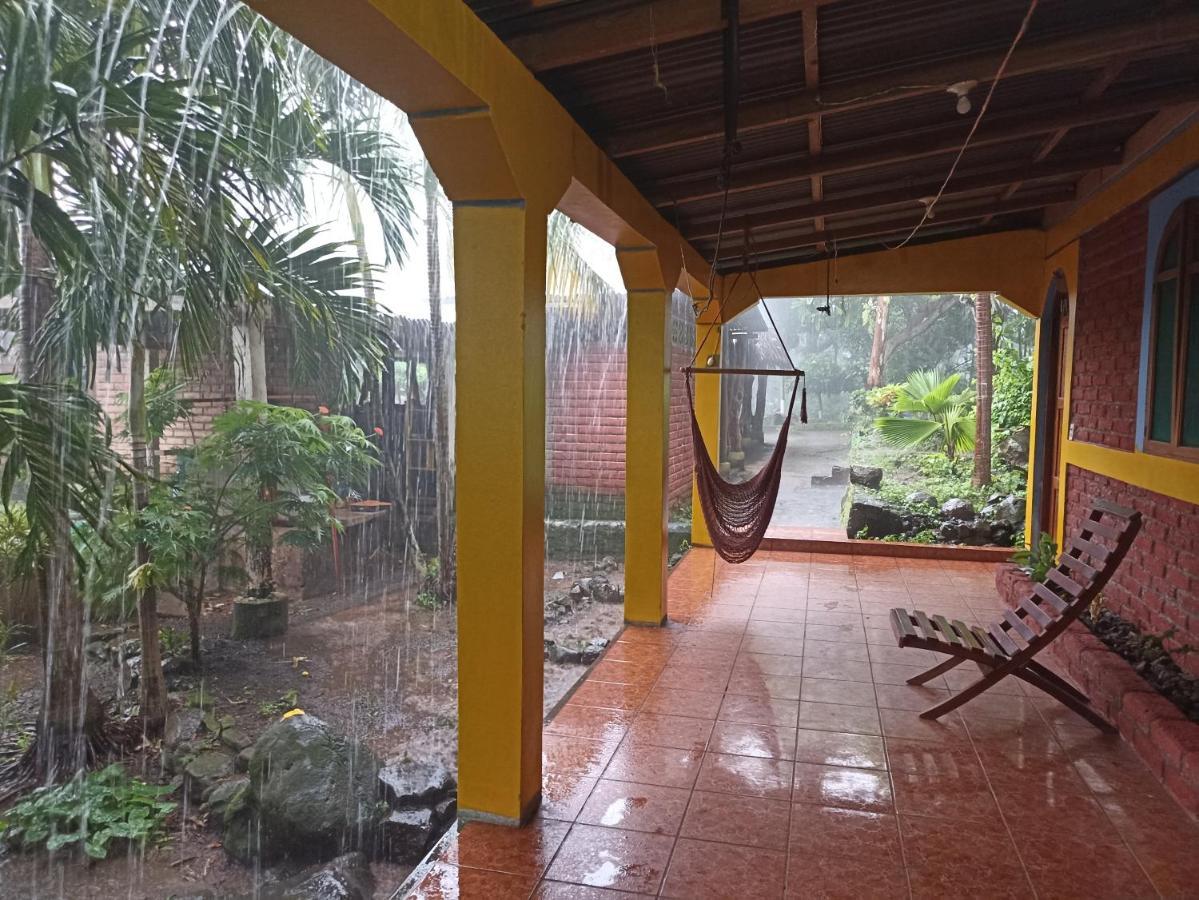 Hostel Santa Cruz Ometepe Altagracia Exterior foto